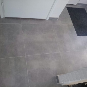 Stark Grey 60x60 sfeer 2